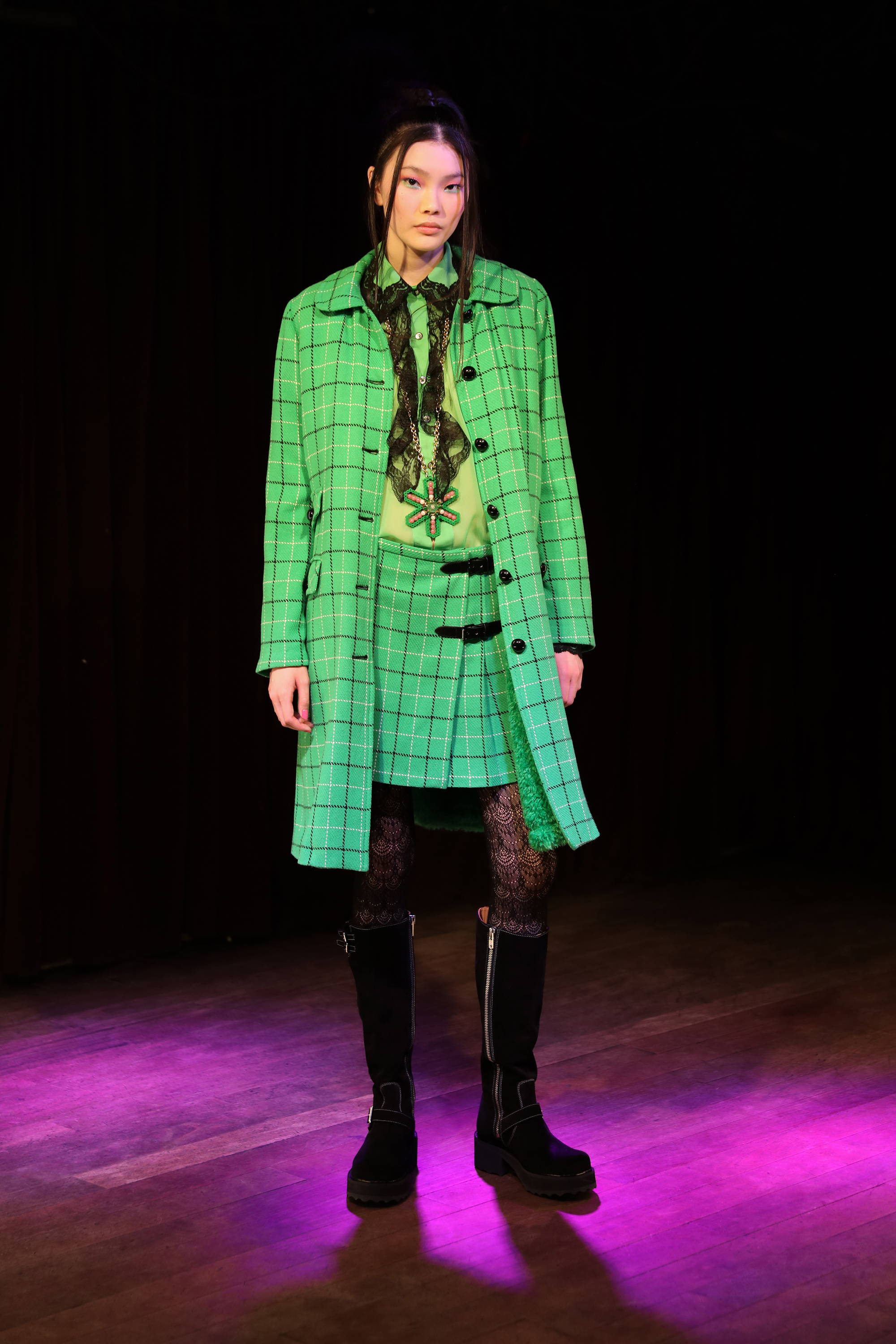 Anna Sui FW23 Look 09 by